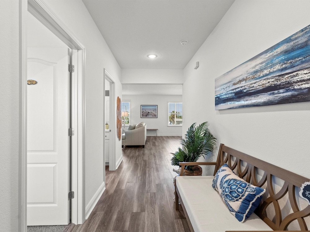 Turtle Paradisena by Distinctive Beach Rentals