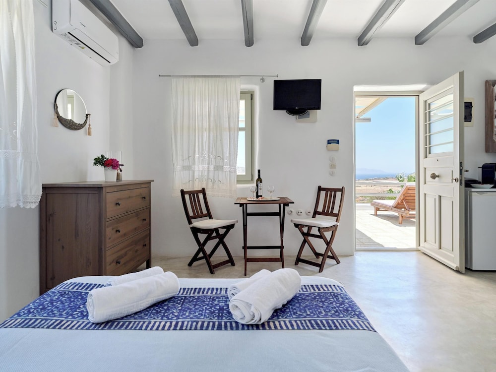 Apleton Villas Paros