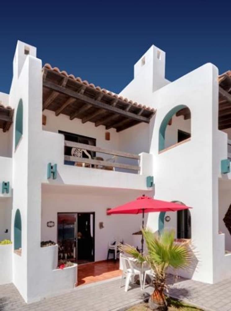 Paradise Villa 22 by Kivoya