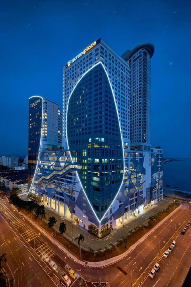 Hotel Attic Home Melaka Silverscape Residence - Image 1