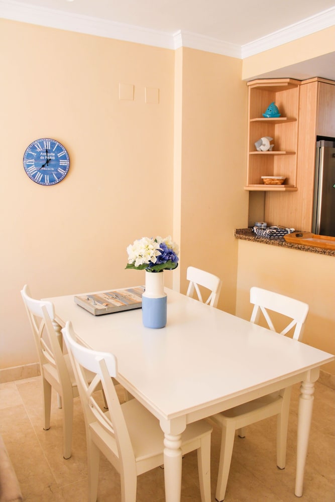 Beautiful Flat Close to the Best Beaches
