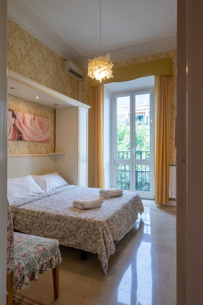 Holiday House in Rome City Center