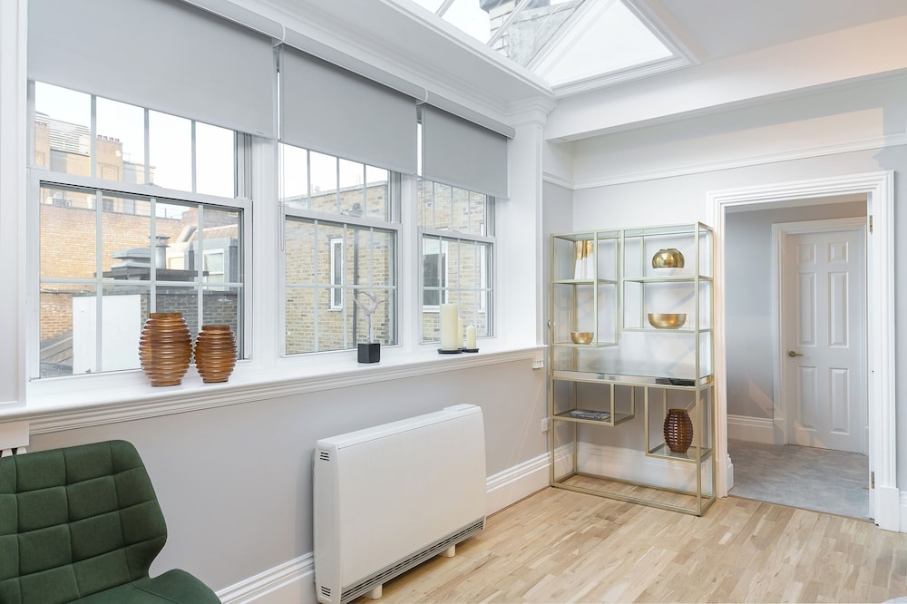 Urban Chic - Dorset street