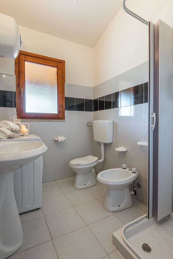 Outstanding Residenze Gallura 1 Bedroom Sleeps 4 Persons Plus Child bed Possible view 4