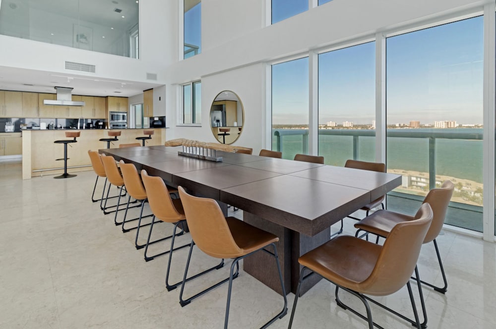meeting & event spaces