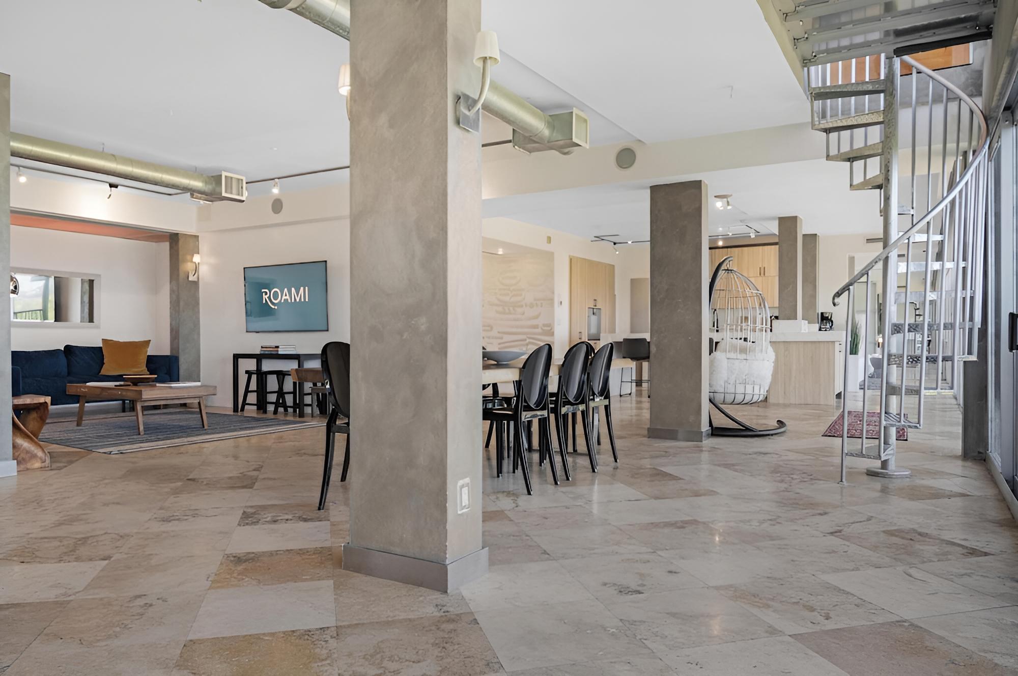 Roami at Biscayne Penthouse