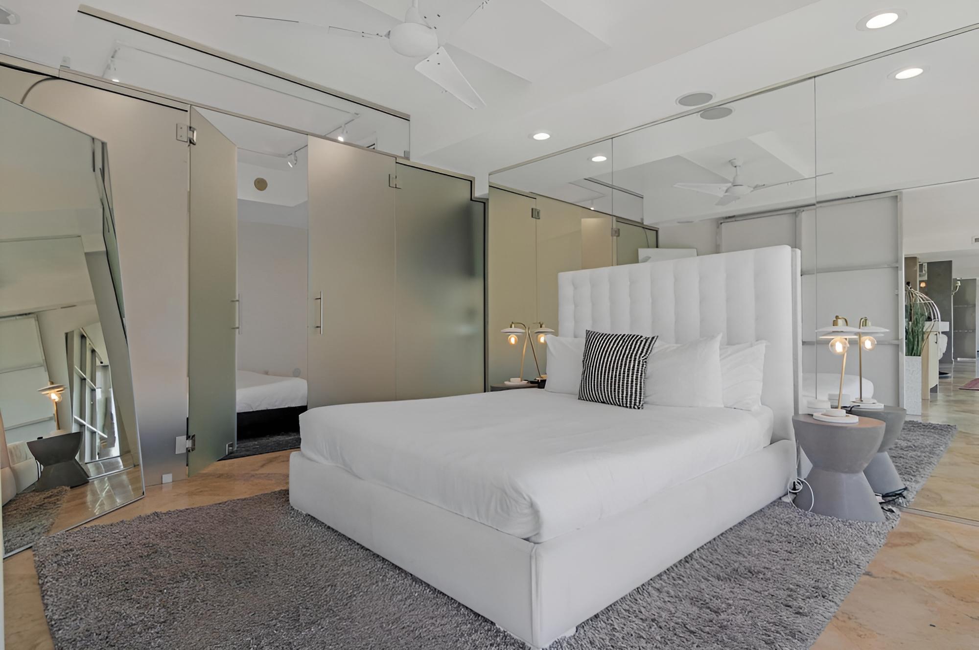 Roami at Biscayne Penthouse