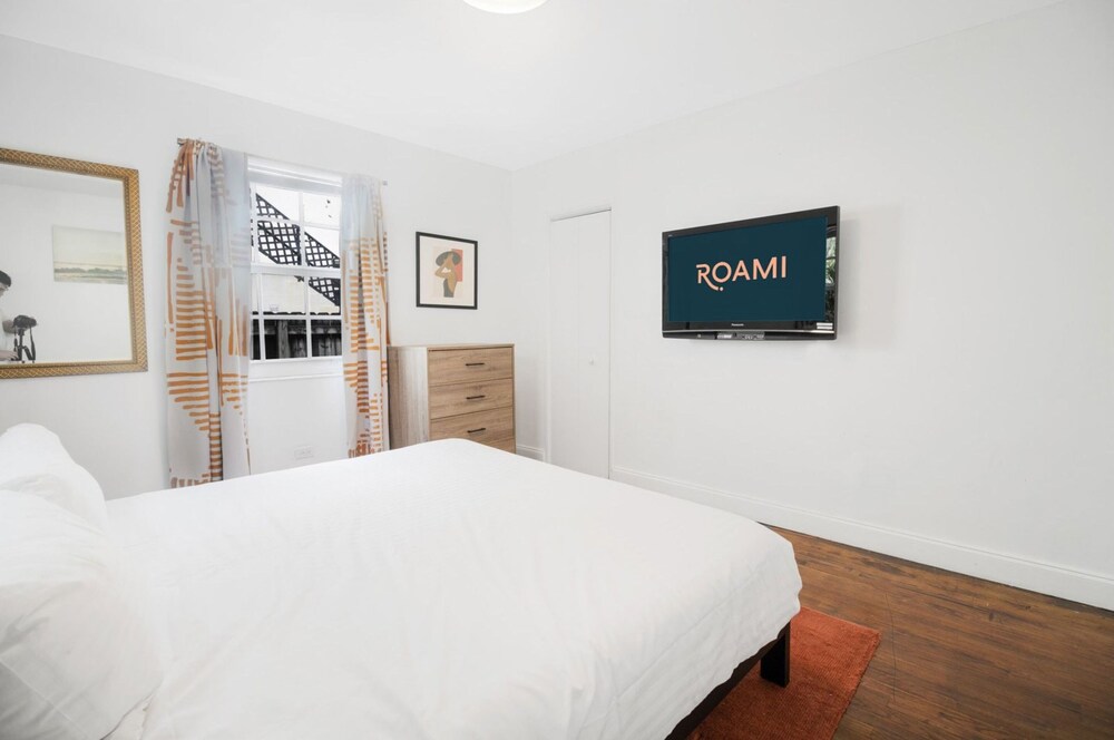 Roami at Edgewater Bungalows