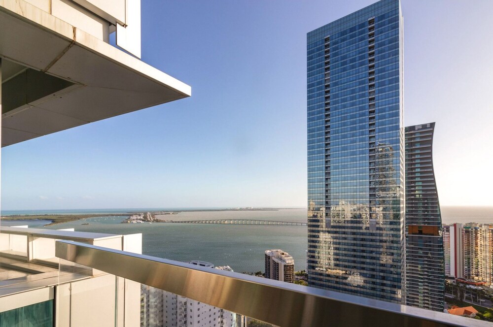 Roami at Brickell Penthouse Downtown