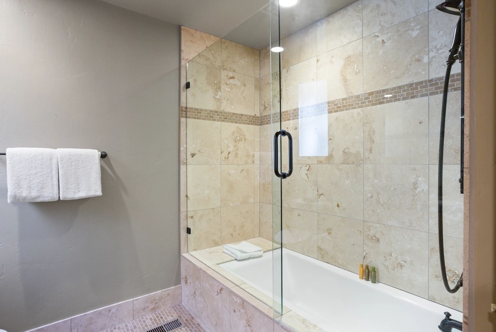 Trail's End Lodge at Deer Valley Resort - Four Bedroom Residence with Spa #12 4 Condo