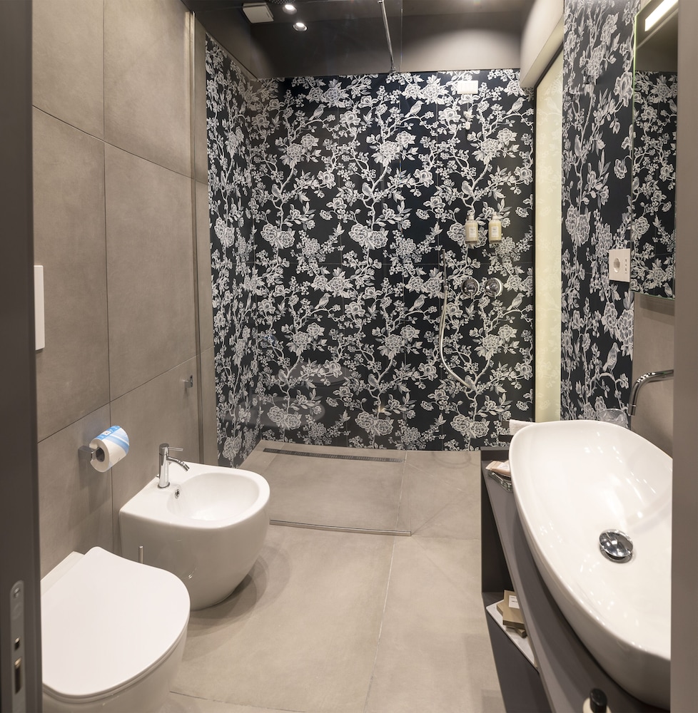 Three Rooms Toledo Luxury