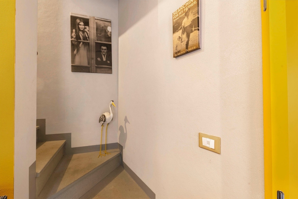 Sole Priscilla House- Terrace & parking