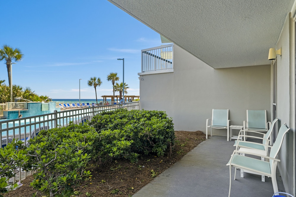 Pelican Beach Resort by Panhandle Getaways