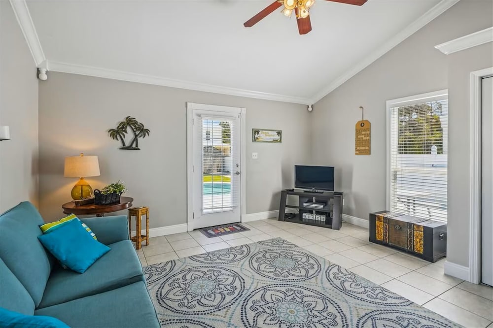 30A Beach House - Seagrove Escape by PHG