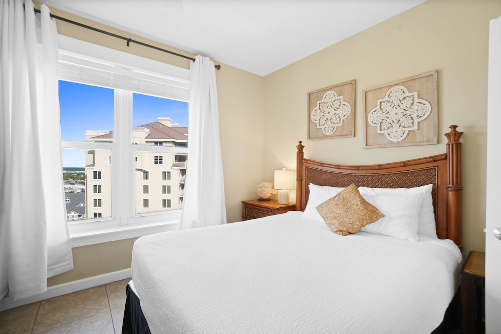 Grand Panama Beach Resort by Panhandle Getaways