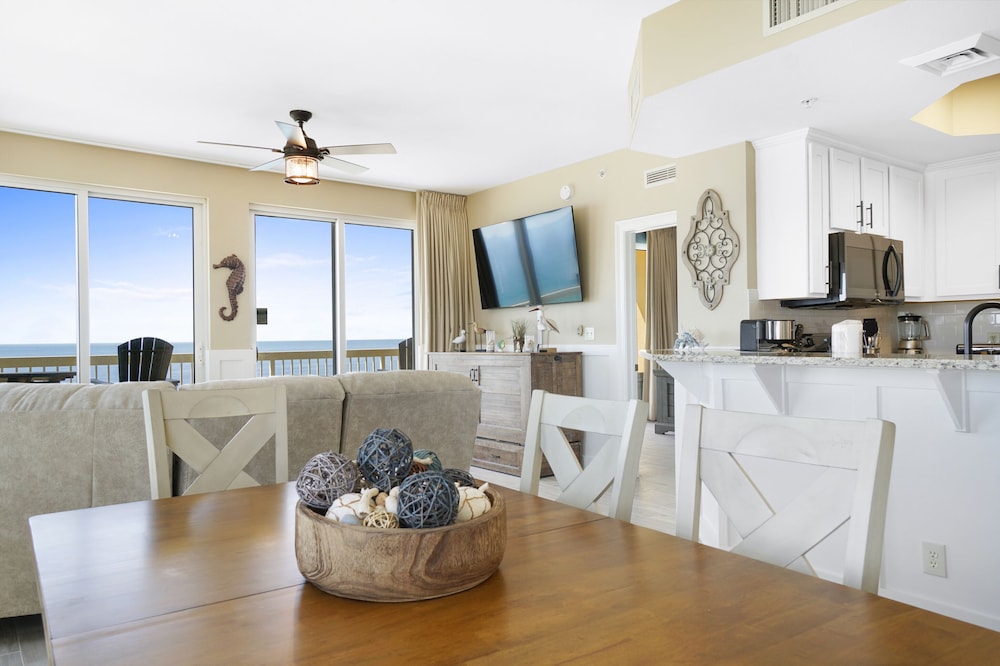 Calypso Beach Resort by Panhandle Getaways