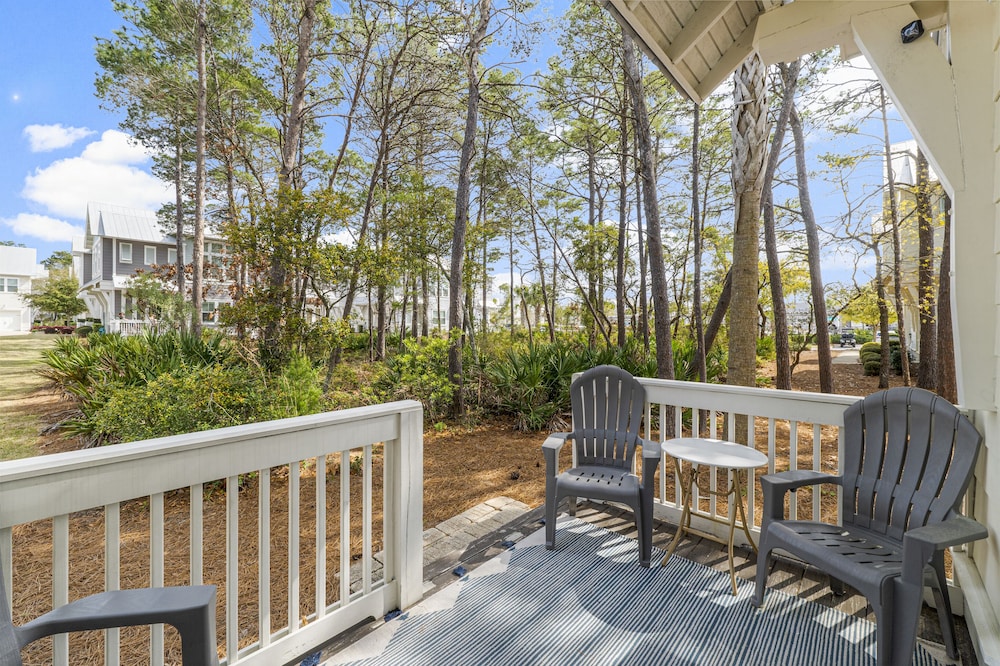 Prominence on 30A by Panhandle Getaways