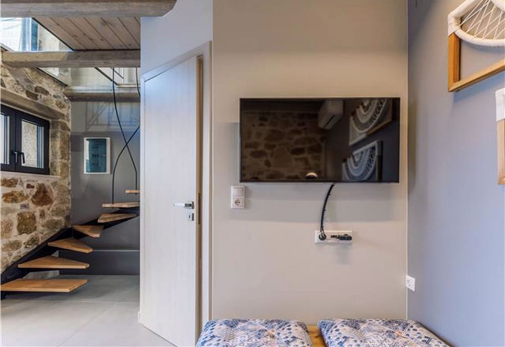 Comfy Townhouse Heraklion view 5