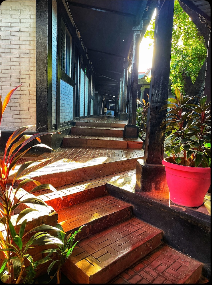 Oasis Hostel
