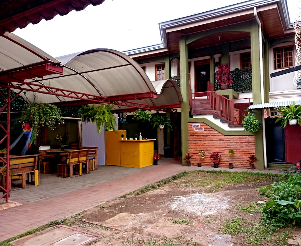 Photo 16