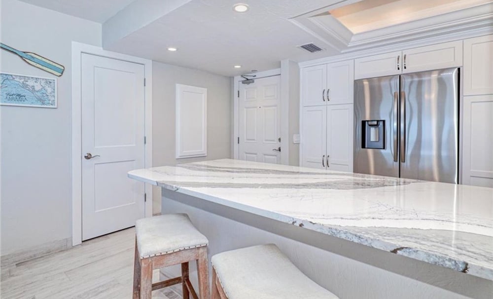 Caper Beach Club Penthouse 2