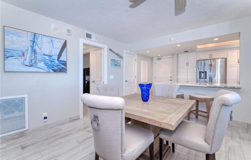 Caper Beach Club Penthouse 2