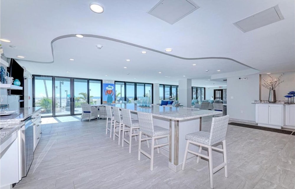 Caper Beach Club Penthouse 2
