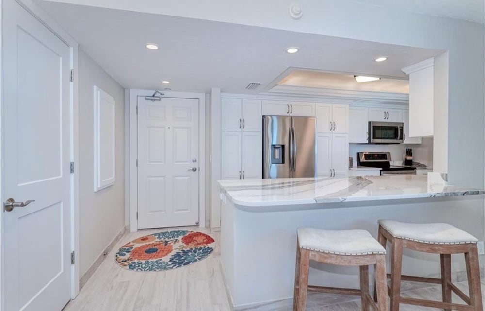 Caper Beach Club Penthouse 2