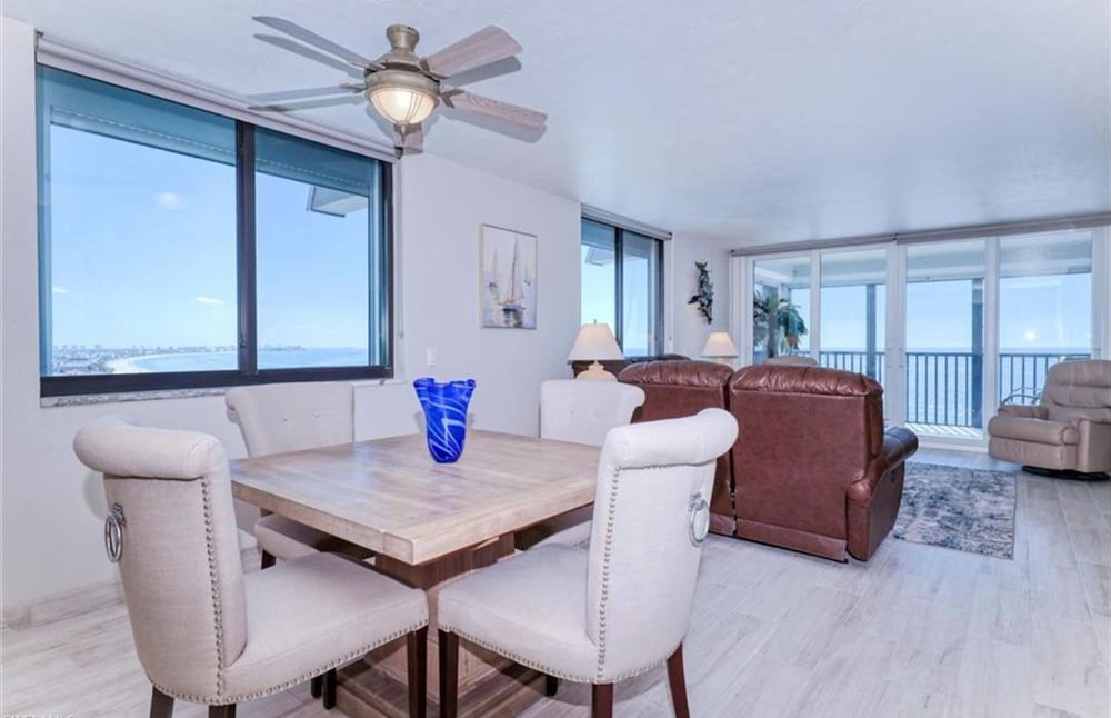 Caper Beach Club Penthouse 2
