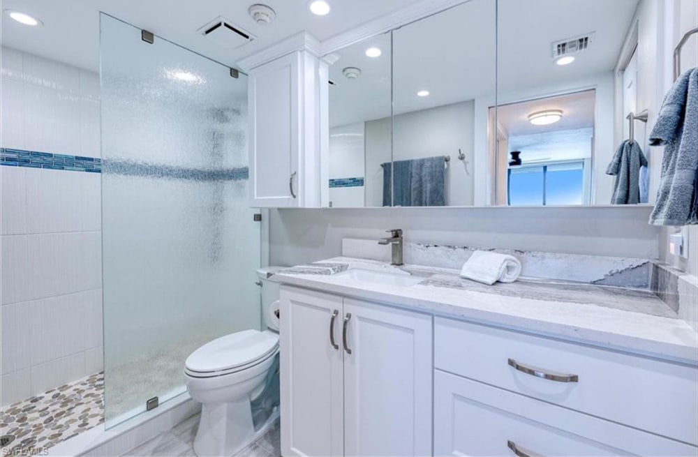 Caper Beach Club Penthouse 2
