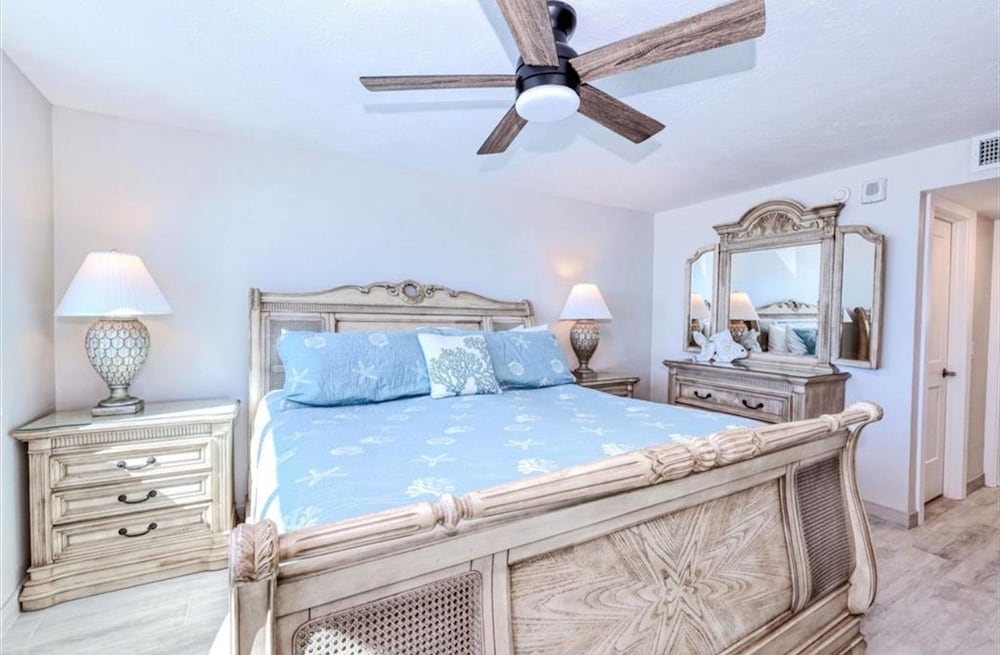 Caper Beach Club Penthouse 2