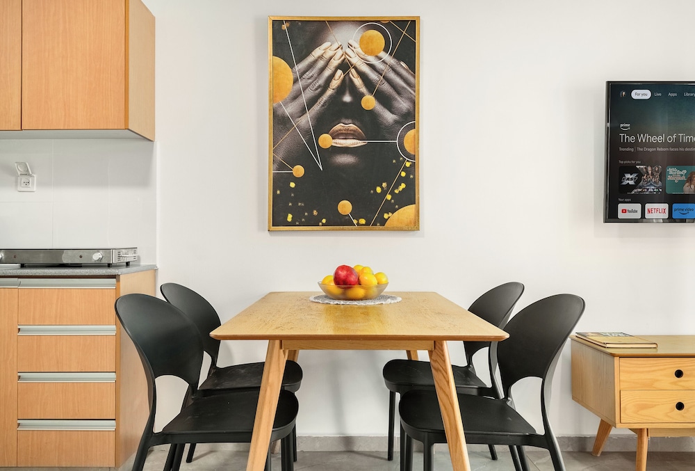 Royal Park Apt Resort by Sea N Rent