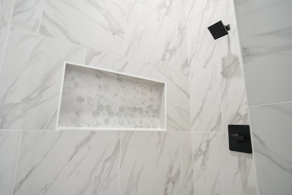 Sleek 4BR 3BA Urban Living w Downtown Views