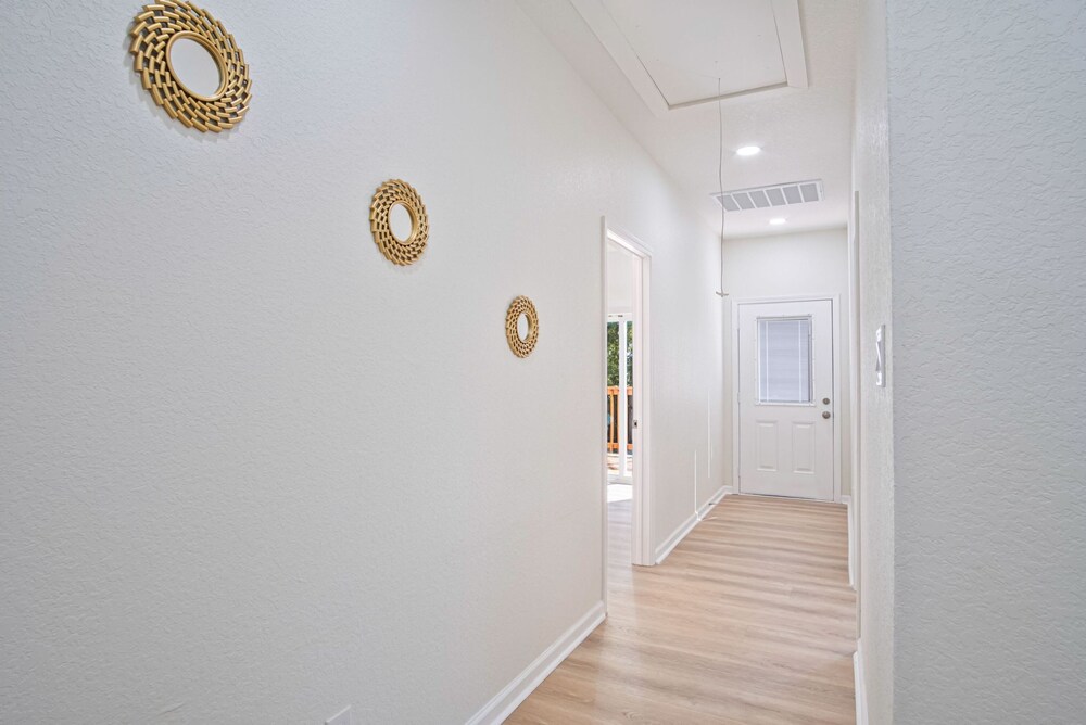 Perfect Spot to Relax 4BR 3BA Near Dtown Hemisfair