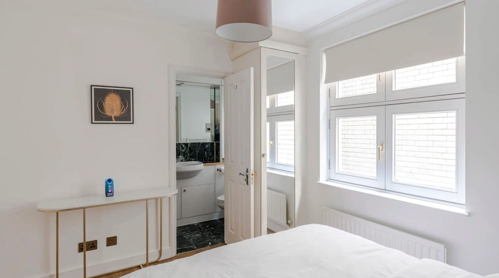 The Mayfair Muse - by Out of Office Lifestyle