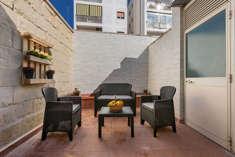 3729 Pio Apartment by Barbarhouse view 3