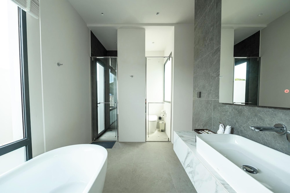 Elite Chalong Villas