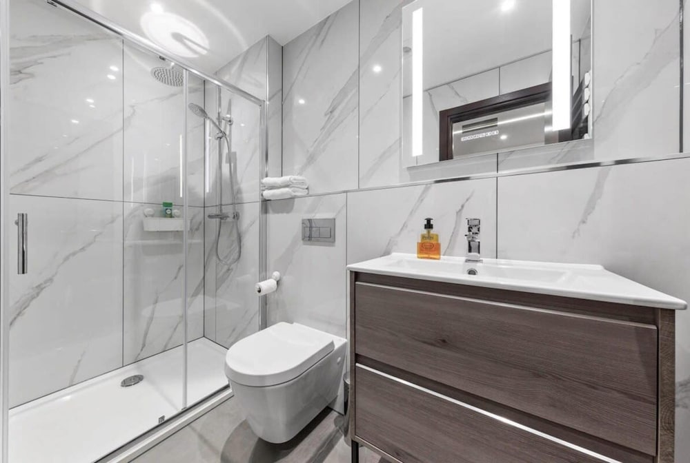 Luxury Flat in North West London