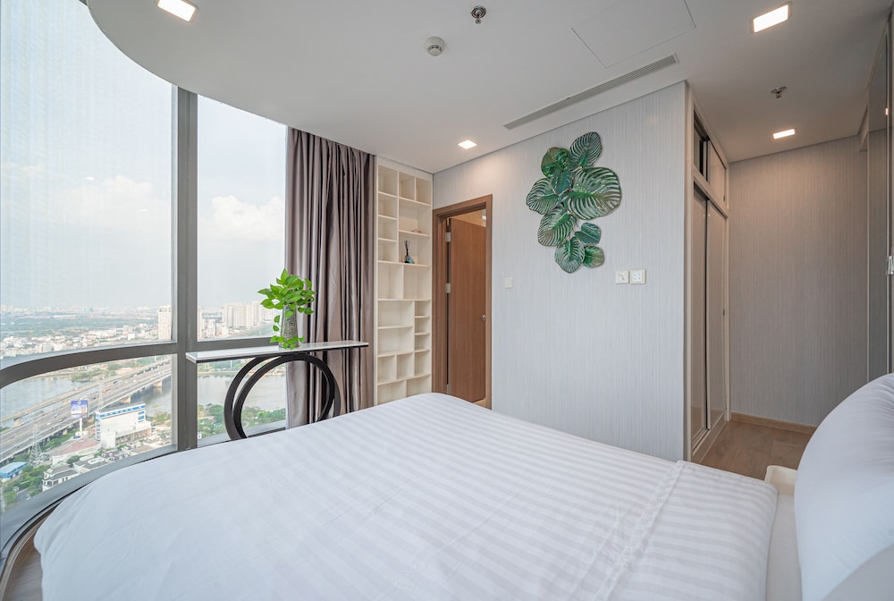 Landmark 81 - Unique Condotel