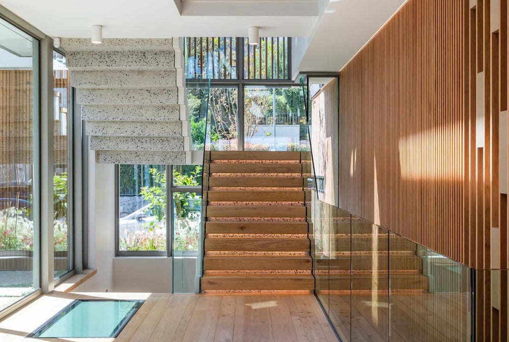 Grand Camps Bay 5bed w Views Pool Gym Villa Serena