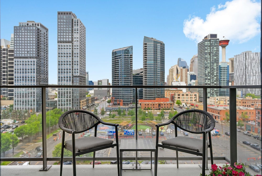 NEW The Draper Luxury Unit Prime Location-1