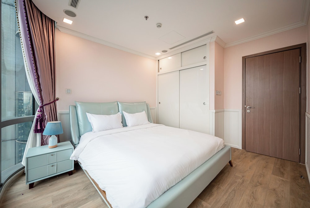 Landmark 81 & Vinhomes - ZEN Saigon Citypoint.