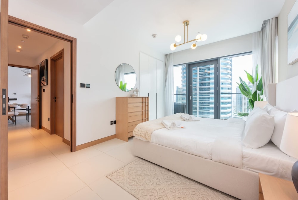 Spacious Cozy 2-bedroom Apartment in Dubai Marina