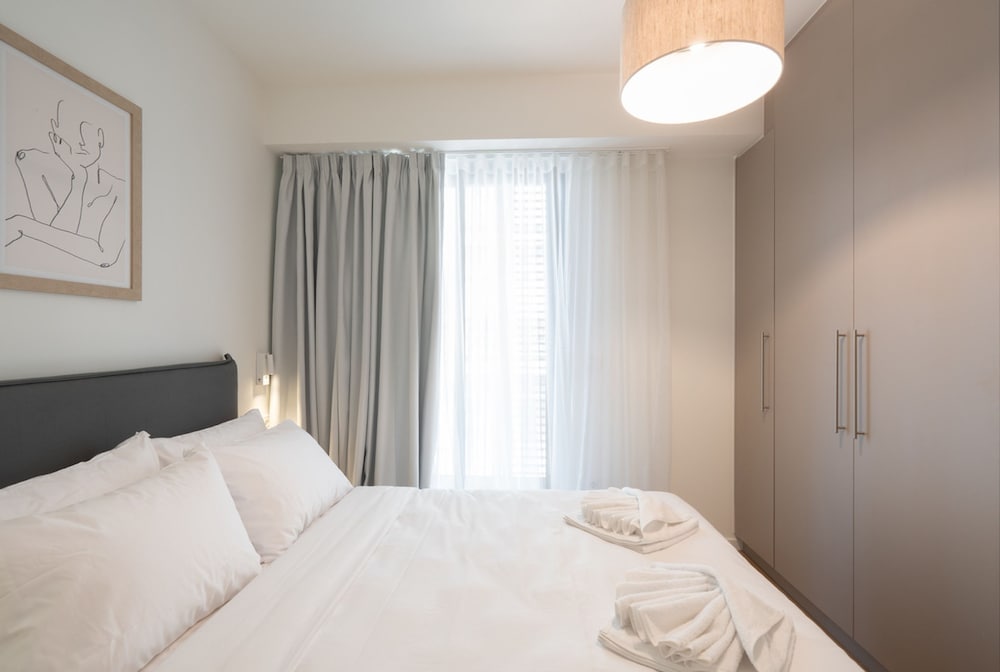 LIV Athinum 1 - Luxury Apartment 2A