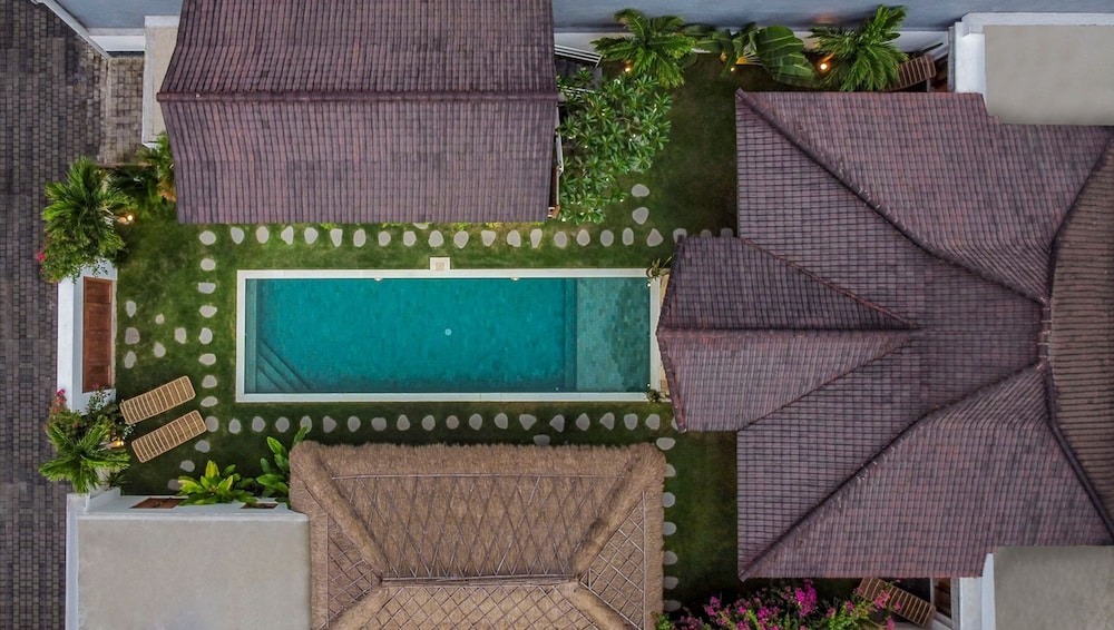 House of Bagera by Alfred in Bali - Tropical Family Dream Villa in Seminyak Oberoi Beach Bali