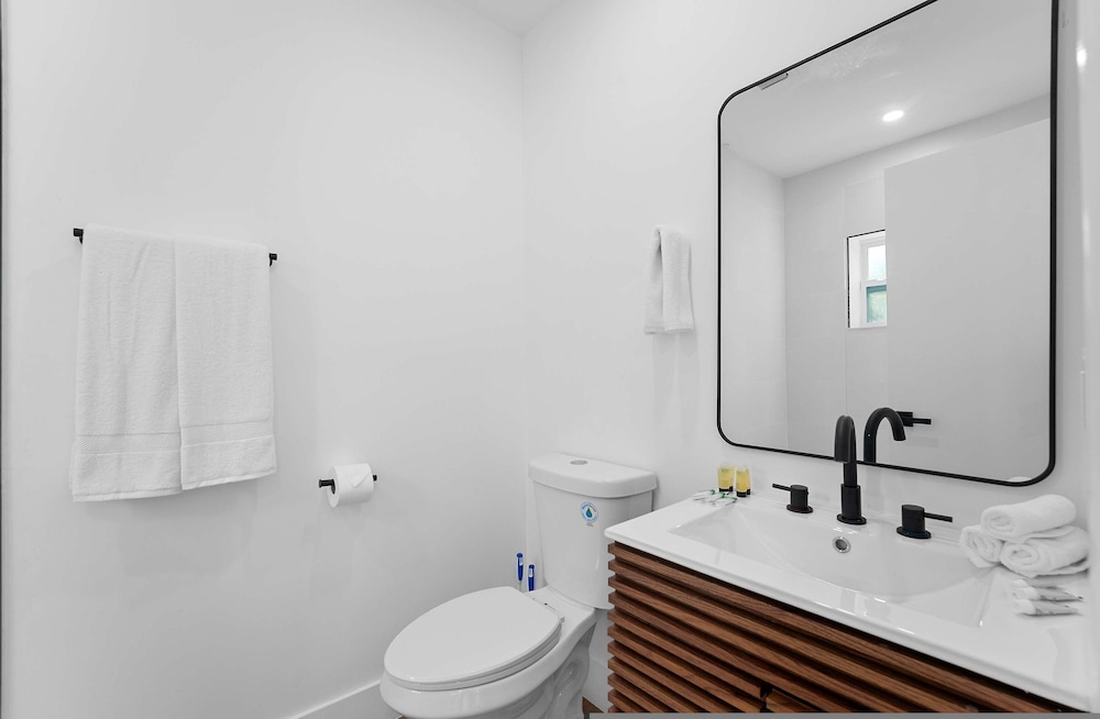 921 Apartment 2 in Fort Lauderdale