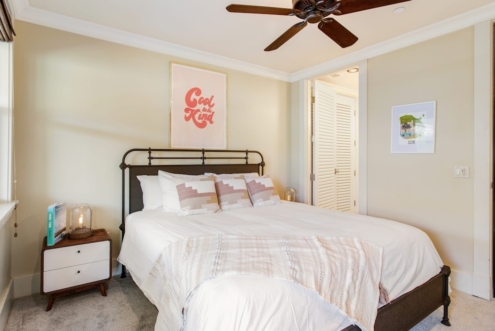 Poipu Penthouse W 2 Beaches Resort Amenities