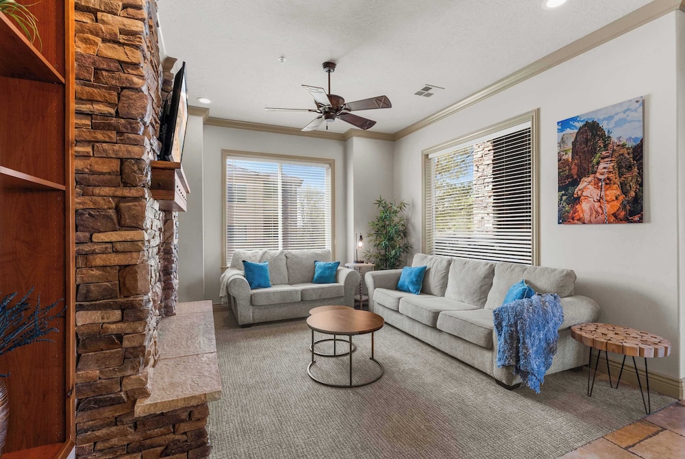 Sunset Vista - Amazing Views - Pet Friendly!