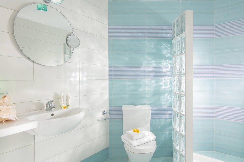 Pleasure Beach Hotel photo 3