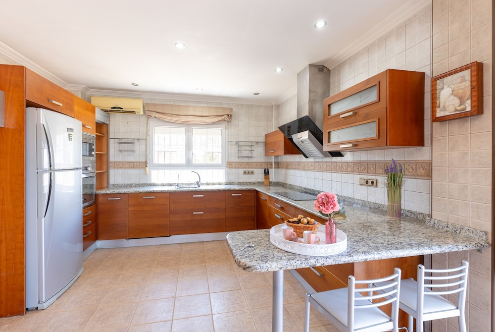 Real Dream Villa by Fidalsa